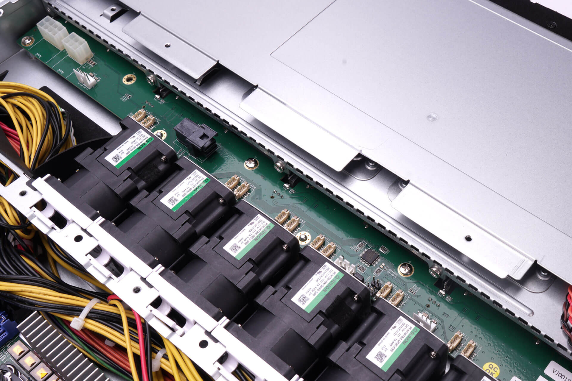 IW-RSA104-02M - server system assembly